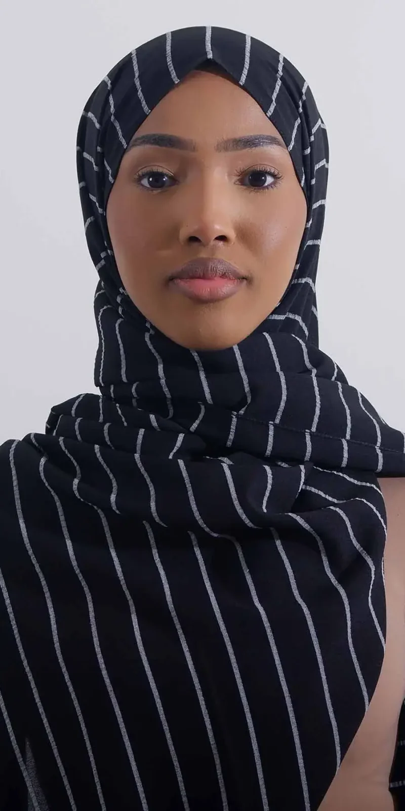 Striped Hijab | Black