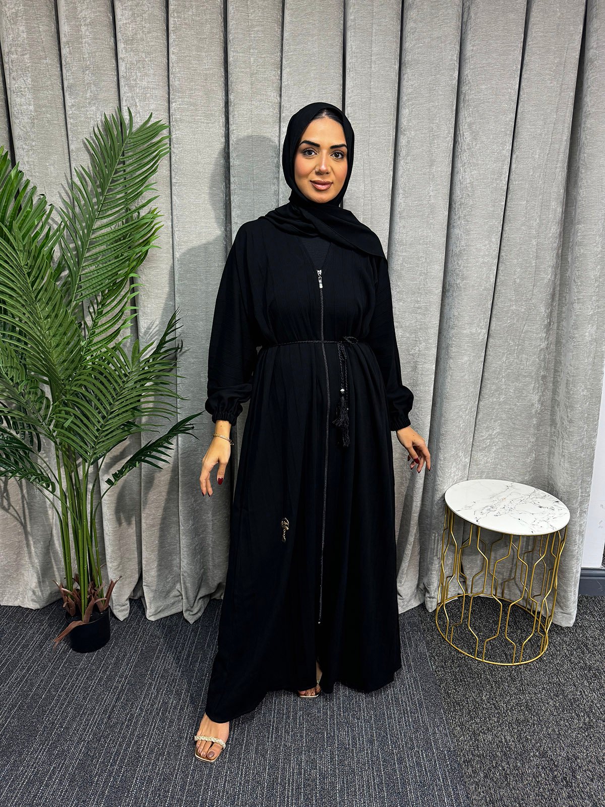 Zip opening Abaya | Black