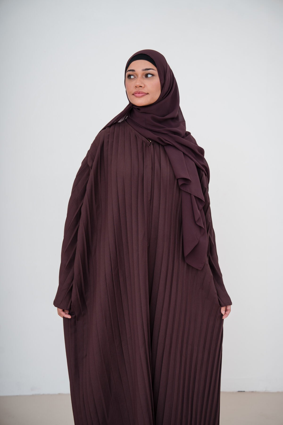 Espresso Shot Pleated Abaya - Image 1