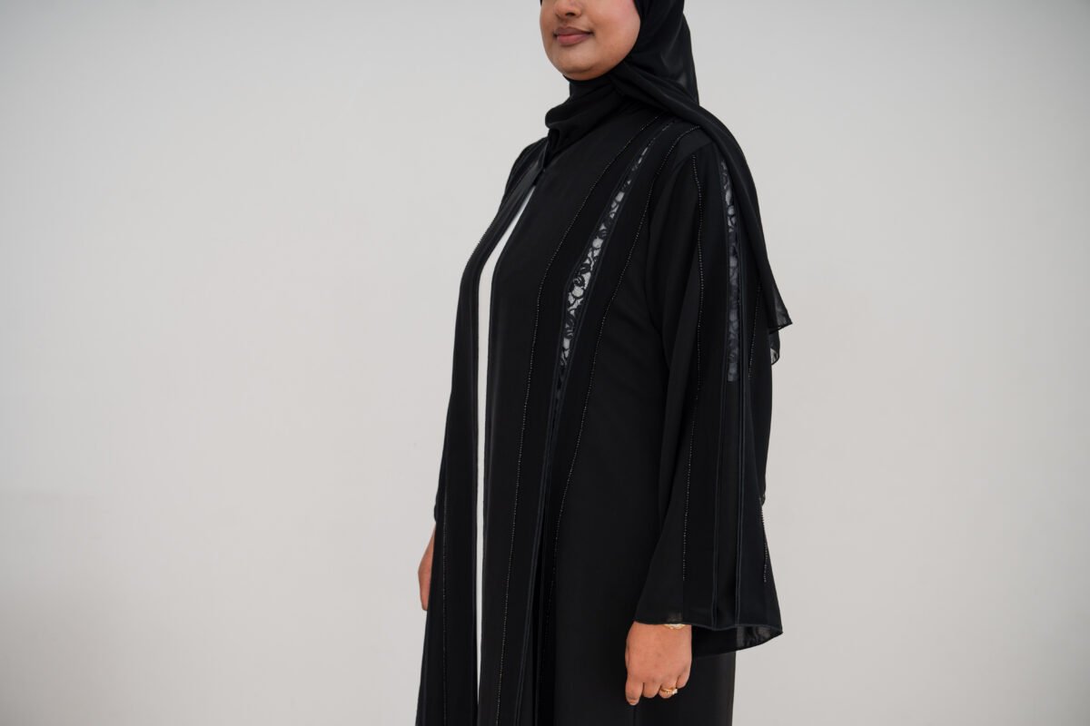 Luxury Black Lace Abaya - Image 5