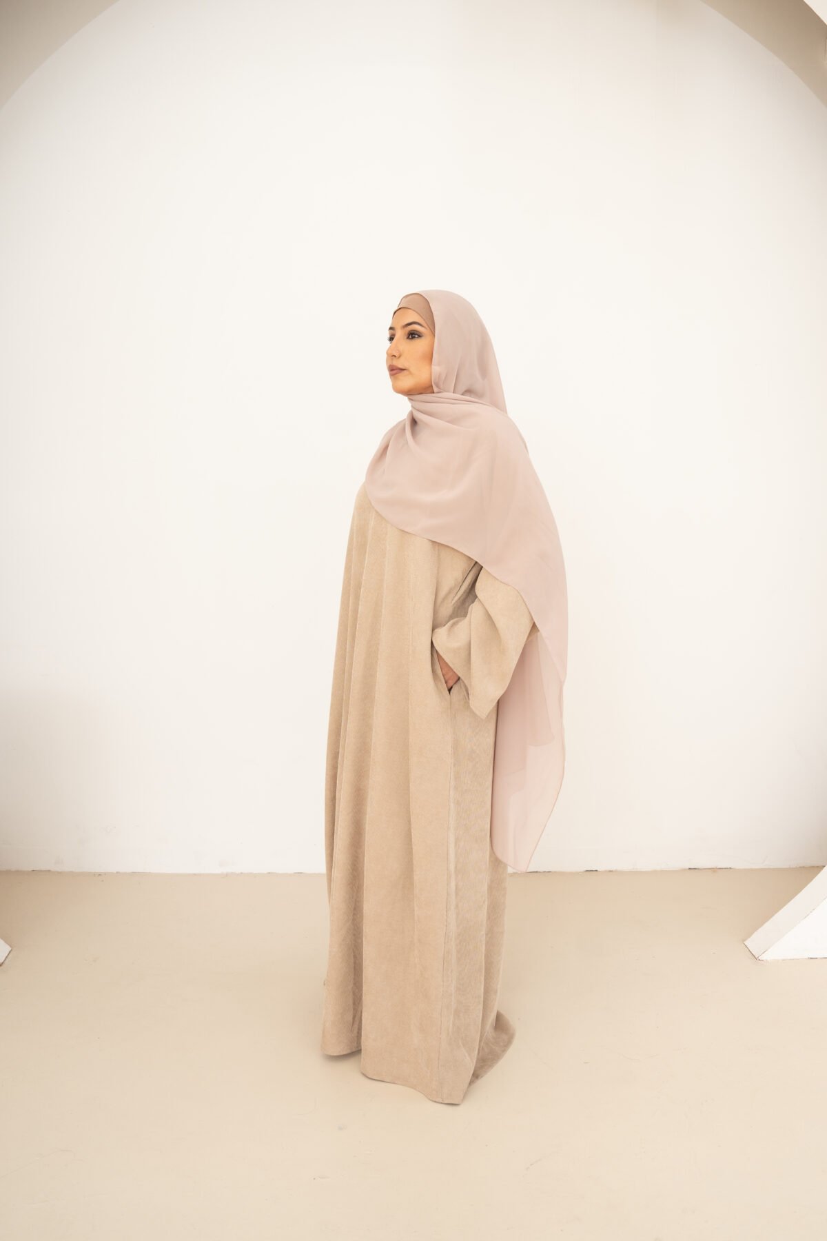Nude Corduroy Abaya - Image 4